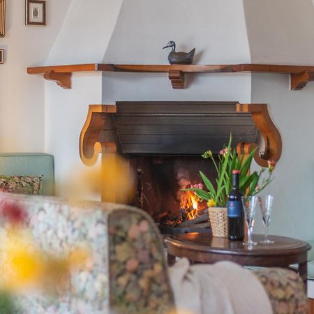 Spaziosa Villa Bifamiliare Campagnano Di Roma Εξωτερικό φωτογραφία