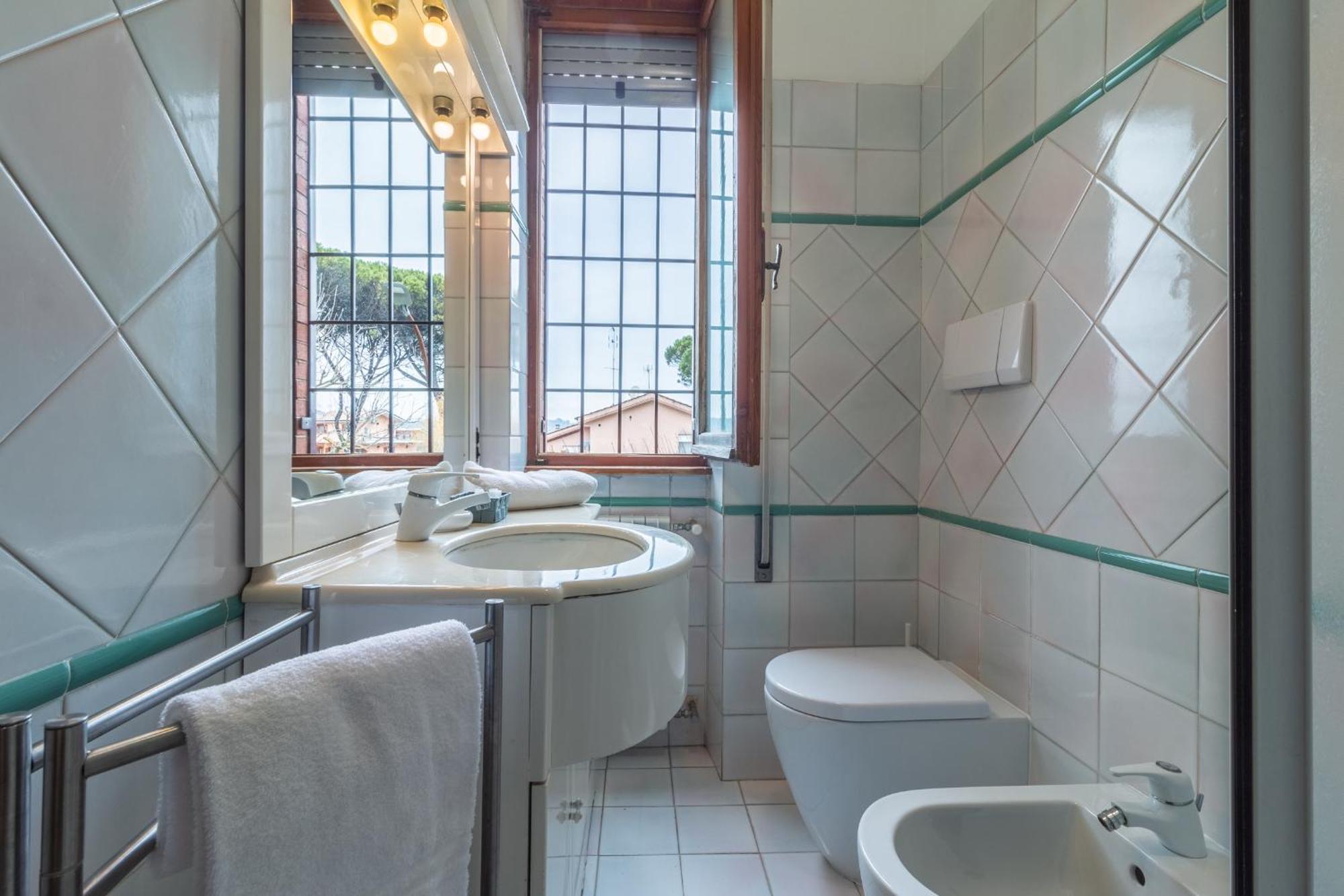 Spaziosa Villa Bifamiliare Campagnano Di Roma Εξωτερικό φωτογραφία