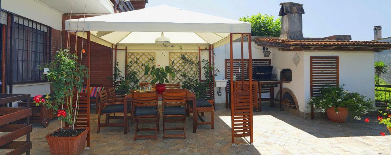 Spaziosa Villa Bifamiliare Campagnano Di Roma Εξωτερικό φωτογραφία